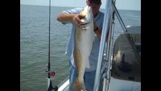 Sabine Lake  Sabine Pass Jetty  Short Rig  Fishing Trip with KRS 08272012 [upl. by Aicnelav821]