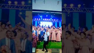 Iyumvire wa mukobwa wo muri holy Nation choir akoze akantu kadasanzwe [upl. by Rocray175]