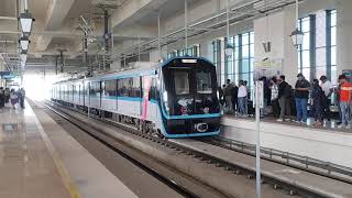 Pune Metro Aqua line Arrival and Departure at District Court Interchange Station [upl. by Anelliw]