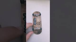 2 dollars v 20 dollars fingerboard review [upl. by Rodgers884]