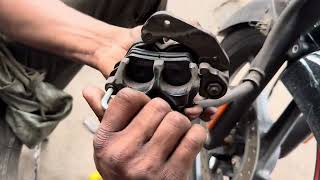 Bajaj pulsar 180 disc brake pads change [upl. by Bergmann114]