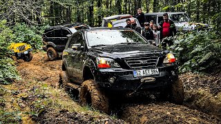 WRANGLER vs LAND CRUISER vs SORENTO 4x4 Off Road BATTLE [upl. by Anirt876]