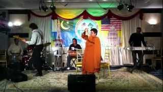 Ghar Aaja Sohnia  Shazia Manzoor performed in New York [upl. by Halyhs]