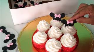 Minnie Mouse Cupcakes with Elaine Duran [upl. by Atteniuq]