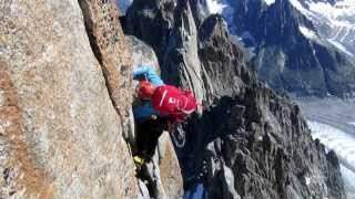 Alpinisme  Stage ENAM à Chamonix  Granite à gogo   FFME [upl. by Sunev254]