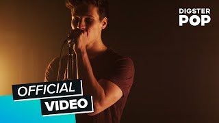 Wincent Weiss  Nur ein Herzschlag entfernt Akustik Version [upl. by Symons517]