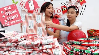 MYSTERY UNEXPECTED CHRISTMAS PRESENTS AND ANGPAO HAUL TO ALEXA  Aurea amp Alexa [upl. by Harp]