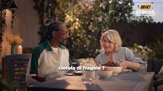 Accendini BIC® EZ Reach™ con Snoop Dogg amp Martha Stewart  Pass it [upl. by Behl]