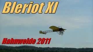 Ältestes Flugzeug auf der Hahnweide 2011  Bleriot XI quotLa Manchequot 1918  Motorgeräusch [upl. by Rexer]