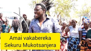 Sekuru Mukotsanjera Vachitenda Amai Vavo Nyakuvabareka Nebasa Guru Ravarikuita [upl. by Zsamot]