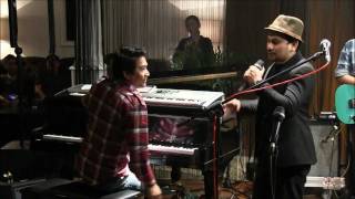 Tompi ft Ari amp Indra Lesmana  Menghujam Jantungku  Mostly Jazz 170212 HD [upl. by Adnuahsal]