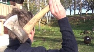 Axtwerfen in Zeitlupe Ax throwing in slow motion [upl. by Asreht]