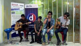 Mabuk Cinta  Band ARMADA  LiveChatkustik detikforum 03 [upl. by Ecnesse647]