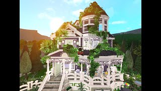 TOURING my MINI VICTORIAN HOUSE Bloxburg [upl. by Iatnwahs]