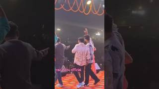 Khesari Lal भाईया स्टेज पर आ गये 😛🤓stageshowviralvideokhesaribhojpurishorts viralvideo [upl. by Enahsed202]