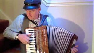 Moldavian Hora  klezmer tune on weltmeister accordion [upl. by Wallas]