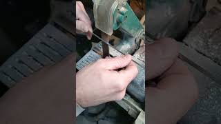 How to make a razor sharp knife with a belt sander [upl. by Jodoin237]