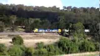 AN2 AN82122 empty garbage train departs Goulburn 25 2 14 [upl. by Asertal62]