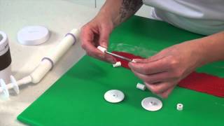 Taart randen maken met de Multi Ribbon Cutter [upl. by Ayotan]