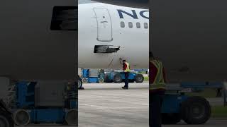 Airstairs Deployed On A Boeing 737400 [upl. by Annahsirhc]