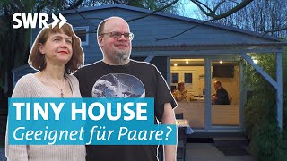 Paar testet Tiny House Zu zweit wohnen auf engstem Raum [upl. by Piane]