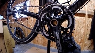 How To Remove FSA Gossamer BB386EVO Crank Bike Blogger [upl. by Pestana974]