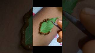 Ennathu leaf 🍀 vachi eppudi kuda art 🎨 panna mudiumaviralhennaartshorts [upl. by Felske]