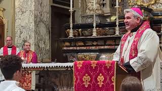 il saluto del vescovo Raimondi al termine della Via Crucis con lomaggio a don Claudio Galimberti [upl. by Ttenna]