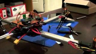 Building Hobbykings X525 Quadcopter in 5 minutes [upl. by Dibrin]