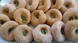 मथुरा के प्रसिद्ध पेढ़े Milk Powder peda [upl. by Aneladdam]