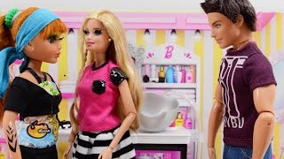 Novelinha da Barbie  Leticia conhece Ken no Salão Em Portugues CAPÍTULO 53 [upl. by Balcer59]