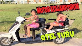 MASAL 3 TEKERLEKLİ MOTOR SÜRDÜ  Ailece Eğlenceli Otel Turu Yaptık [upl. by Aohk679]