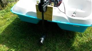 Paddle boat mod one trolling motor in middle rear pedal boat [upl. by Ellehctim]