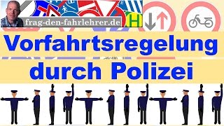 Polizei  Vorfahrt erklärt  Vorfahrtsregeln eklärt  Fahrschule  Führerschein [upl. by Lacagnia646]