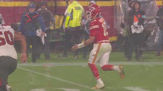 Pat delivers a touch pass to Perine in the endzone to tie the game [upl. by Hobart677]