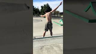 🤦🏻‍♂️ skater fails poser viralshort shorts [upl. by Annia749]