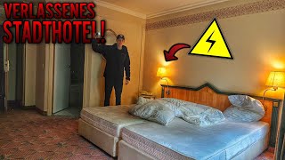 KOMPLETT EINGERICHTETES STADTHOTEL MIT STROM⚠️ KOMMT GLEICH DER BESITZER😰 urbex lostplace [upl. by Nathanil851]