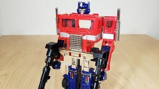 Transformers Review G1 Vintage Optimus Prime [upl. by Ardnuat173]