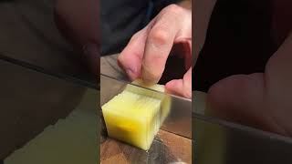 Cutting a kiwi nicely fyp knife knifesharpening ray knifesharpener rui knives japaneseknives [upl. by Nipsirc230]