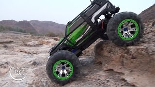 The Amazing Traxxas SUMMIT 110 Crawling [upl. by Amahcen202]