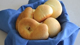 Pandebono  Colombian Cheese Bread  Como Hacer Pandebono  Traditional Colombian Recipe [upl. by Annavahs]