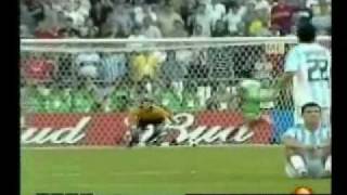 Gonzalo Pineda en Confederaciones 2005 [upl. by Crowns82]