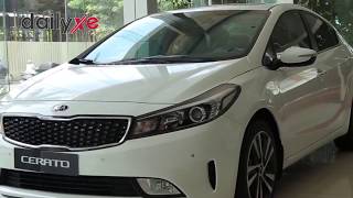 Review Kia Cerato 2017 [upl. by Atnoved]