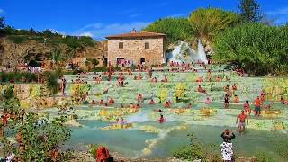 Le cascate del Mulino Saturnia Toskánsko Itálie  video [upl. by Neeron]