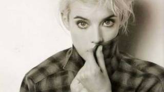 Agyness Deyn [upl. by Nightingale]