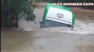 SI NO LO VES NO LO CREES  GRANDES CAMIONES Y CAMIONETAS CRUZANDO RÍOS COMPILADO [upl. by Puna480]