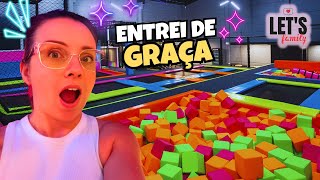 ENTREI NO PARQUE DE CAMAS ELÁSTICAS SEM PAGAR  JUMP WORLD PARK  vlog Família Lets Family [upl. by Enairb]