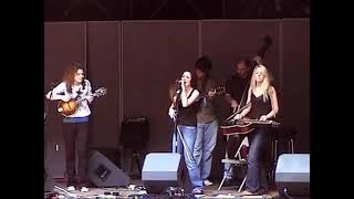 The Lovell Sisters Larkin Poe  Subway Song with intro from Megan Lovell [upl. by Zeta]