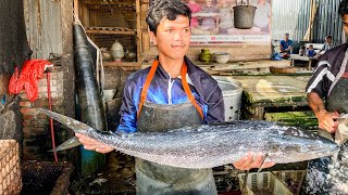 INDONESIA FISH MARKET 🇮🇩🔪🔥 16 AGE INCREDIBLE TECHNIQUES CUTTING SKILLS 2024 [upl. by Anael]