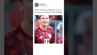 Thomas Muller Funny Moment during Barcelona vs Bayern Munich [upl. by Yenitirb]